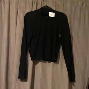 Women’s American Eagle Black Long Sleeve mock neck waffle knit crop top size XL